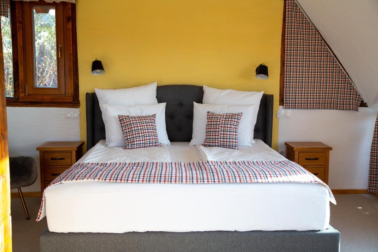 Casele Cu Stuf B&B Haus Ulrike Sălicea Exteriér fotografie