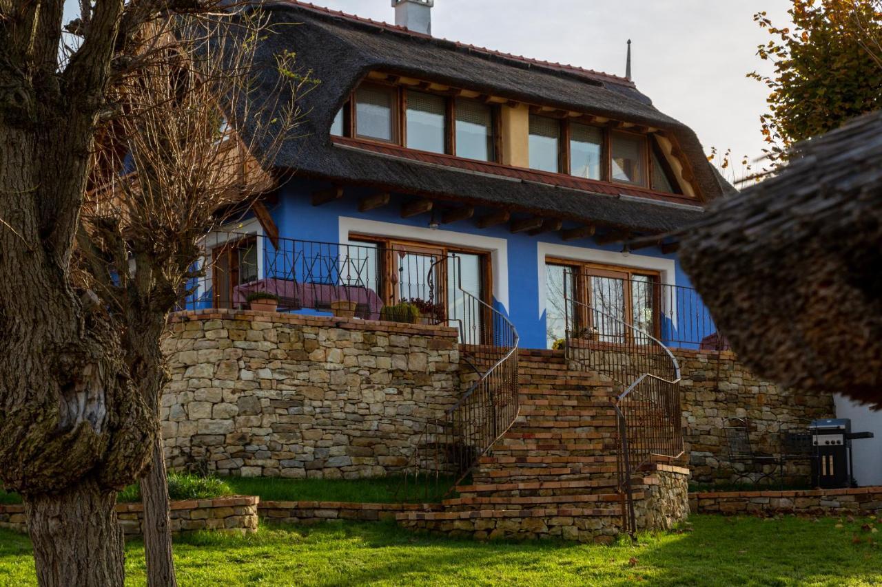 Casele Cu Stuf B&B Haus Ulrike Sălicea Exteriér fotografie