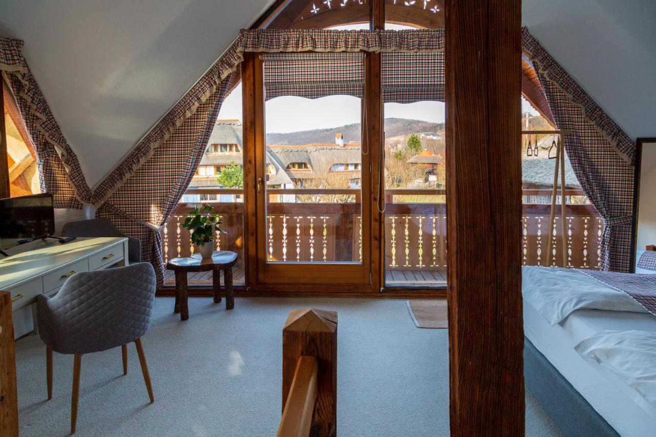 Casele Cu Stuf B&B Haus Ulrike Sălicea Exteriér fotografie