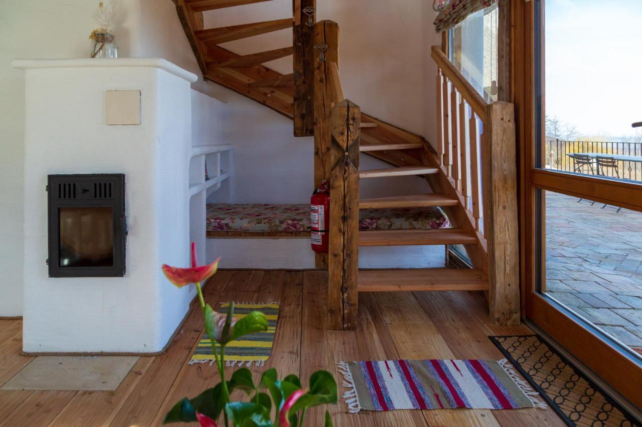 Casele Cu Stuf B&B Haus Ulrike Sălicea Exteriér fotografie