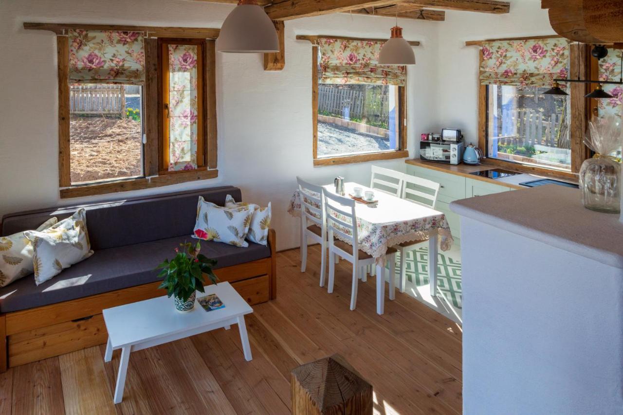 Casele Cu Stuf B&B Haus Ulrike Sălicea Exteriér fotografie